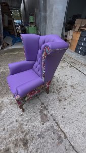 Fotel Uszak Chesterfield z kryształkami Lord Regent skóra żakard
