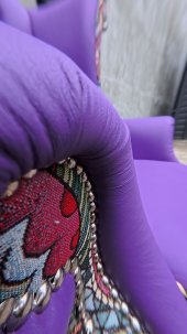 Fotel Uszak Chesterfield z kryształkami Lord Regent skóra żakard