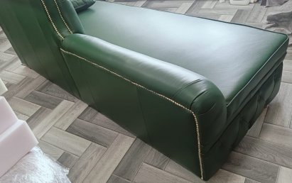Leżanka chesterfield rozkładana Marady skóra 4 os.