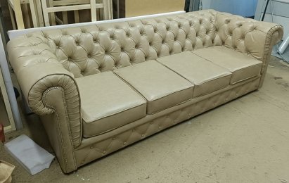 Sofa Chesterfield Normal w skórze 4 os.
