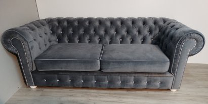 Sofa Chesterfield March z kryształkami 3os.